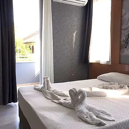 Anita Noch Kemer